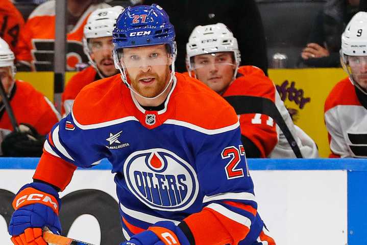 Edmonton Oilers talking contract extension with Brett Kulak: report