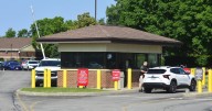 'It's cruel': Advocates blast ICE for banning book deliveries to Batavia detention center