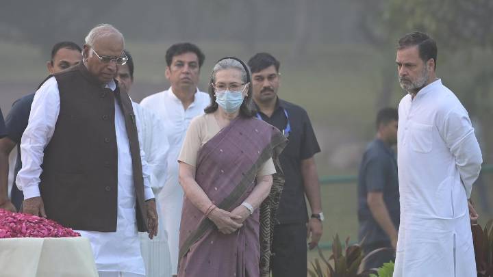 In my personal opinion, RSS should be banned, says Mallikarjun Kharge