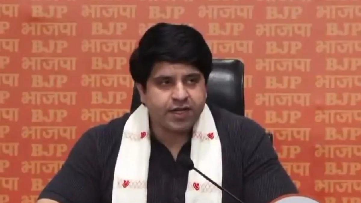 BJP accuses Congress party of being admirer of Bangladesh