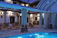 Un lujoso hotel del siglo XVI busca comprador en Almagro: encanto, historia y hasta una piscina climatizada