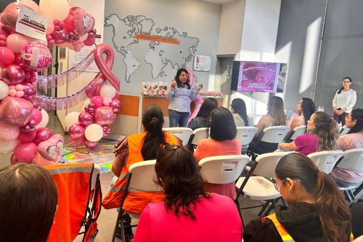 Instituto Municipal de las Mujeres promueve detección temprana del cáncer de mama en empresas de Saltillo