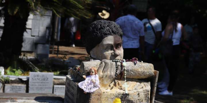 Visita de Petro debe respetar memoria de Armero: Alexander Castro