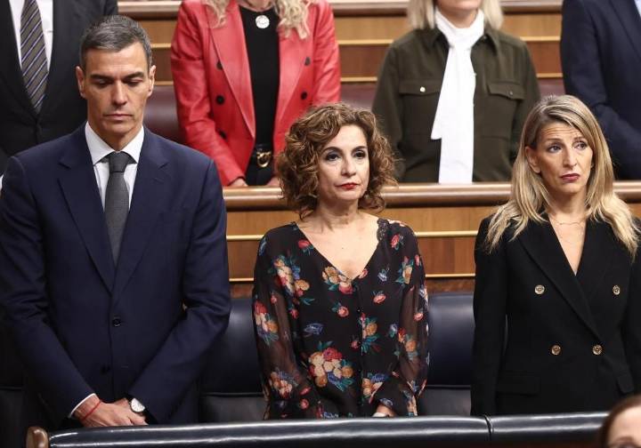 Sánchez se escuda en la dana y evita responder a Feijóo: «Hoy no es el día»
