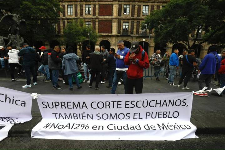 Aplaza SCJN discusión de dos proyectos ante manifestaciones que demandan derecho a audiencia