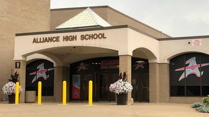 Alliance voters to decide school board race; meet the candidates