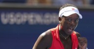 Mboko, Fernandez advance to Hong Kong Open second round