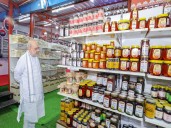 Amit Shah Advocates for Khadi and Swadeshi Revival on Gandhi Jayanti