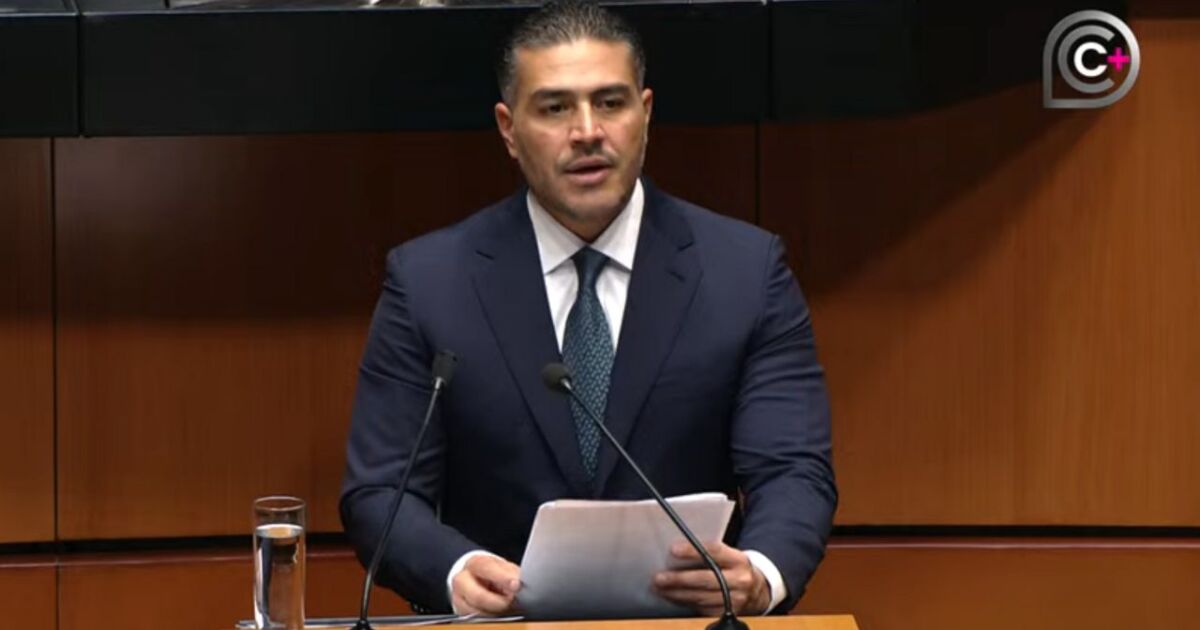 Pese a asesinatos diarios, Omar García Harfuch defiende estrategia de seguridad en comparecencia en el Senado