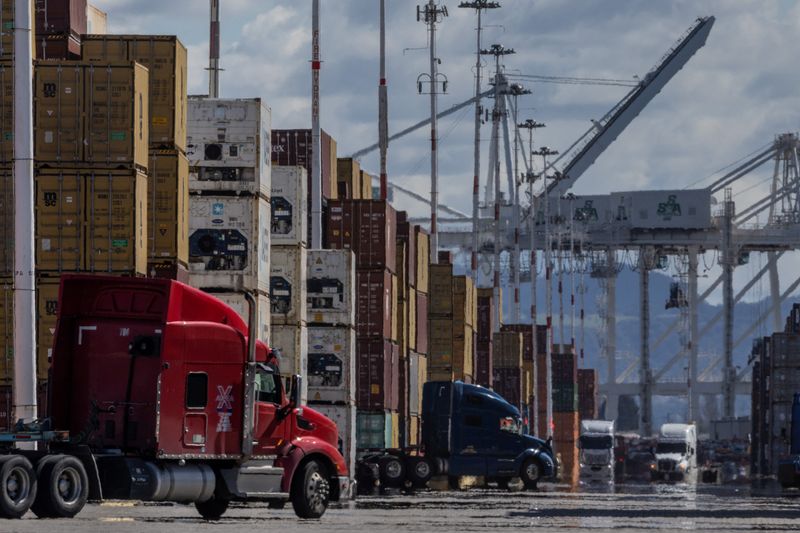 Tariff uncertainty could curb investment in small businesses, UN trade agency says
