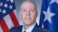General de EU renuncia tras reunión de Pete Hegseth con militares