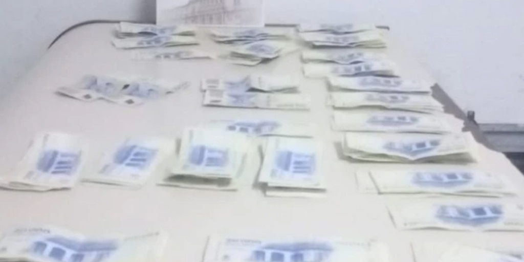 Miramar: compraron una moto con billetes falsos, uno se olvidó su celular en la casa del vendedor y los atraparon