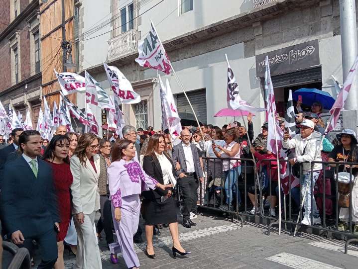 Clara Brugada llega al Congreso de CDMX para rendir su primer informe de gobierno