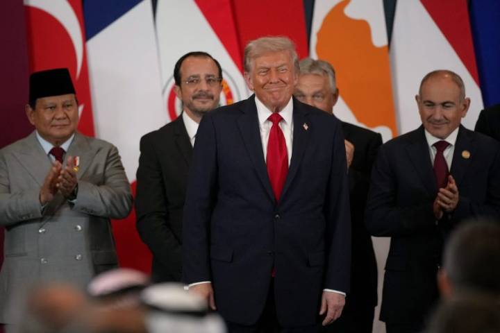 Trump receives international praise with Israel