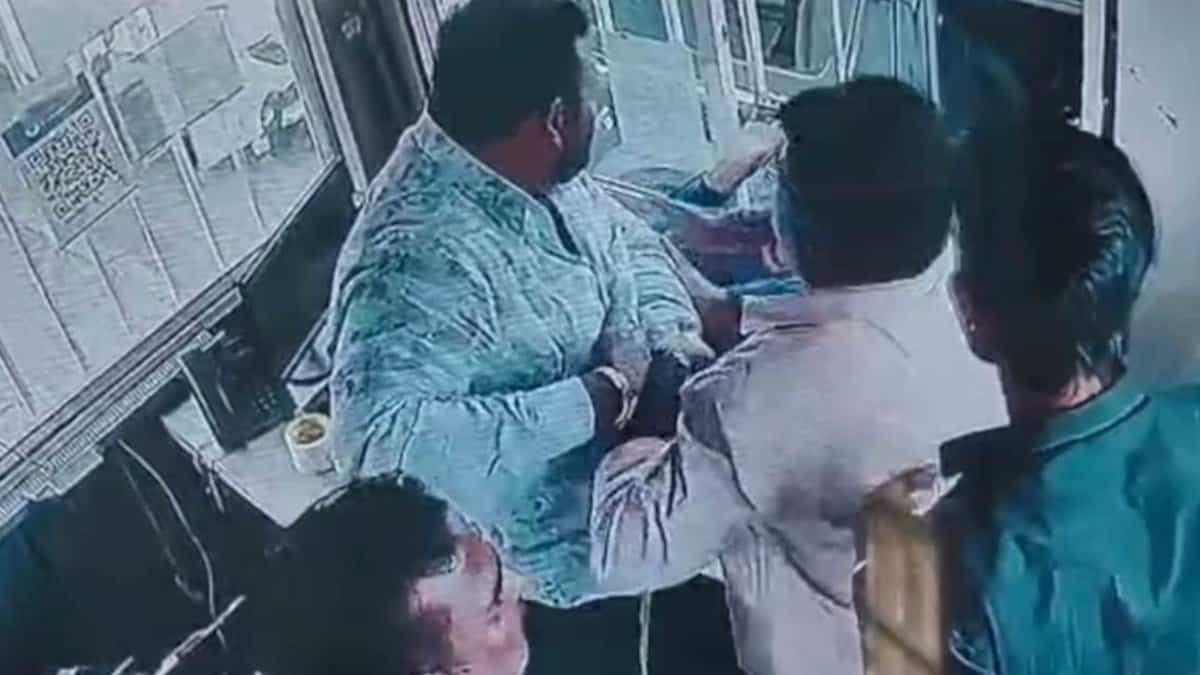 Video: BJP leader’s son, friends assault toll booth staffer in Karnataka