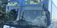 Tragedia en Córdoba: un policía murió luego de chocar de frente con su auto contra un colectivo