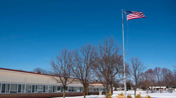 Jamie Stuck, Jeremy Andrews named Lakeview alumni award winners