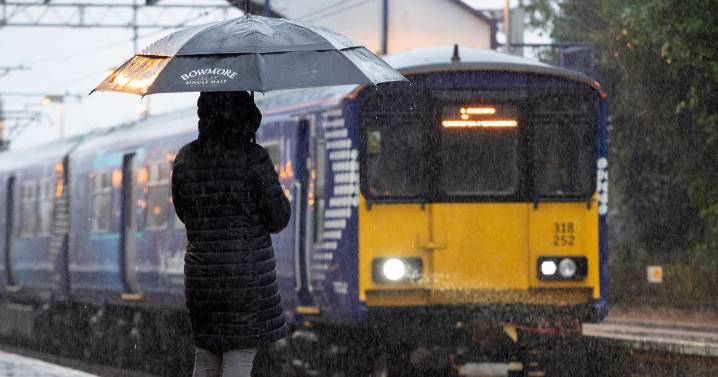 Police issue travel advice as Storm Amy set to hit Glasgow today