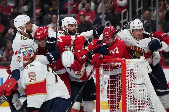 Mason Appleton, Cam Talbot lift Red Wings to third win in a row