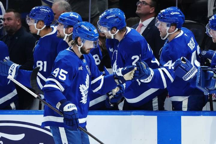 Tavares, Ekman-Larsson lead the way as Maple Leafs down Predators 7