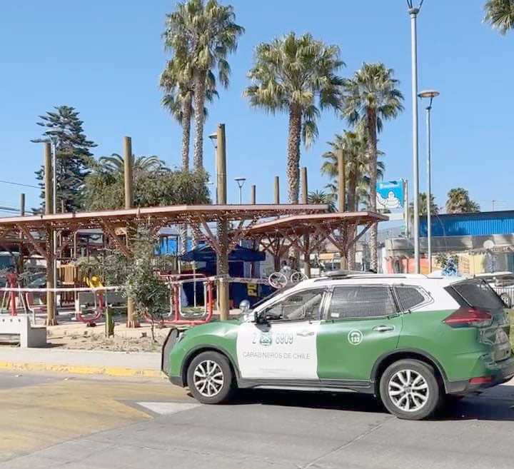 Encuentran sin vida a hombre en situación de calle en plaza de sector Baquedano