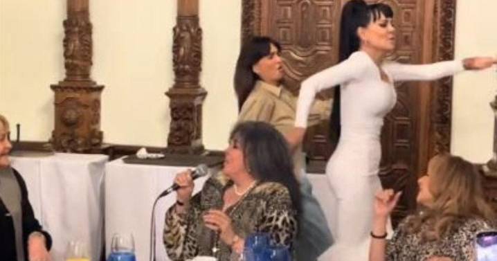 Verónica Castro revive su clásico Macumba tres décadas después: “Fue una noche mágica”