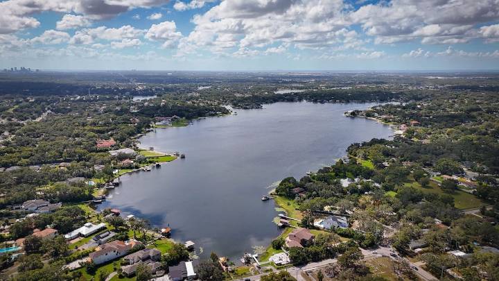 These volunteers make Hillsborough’s water quality the most monitored in the state