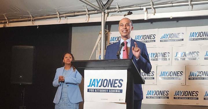 Virginia AG candidate faces bipartisan backlash over violent, inflammatory text messages