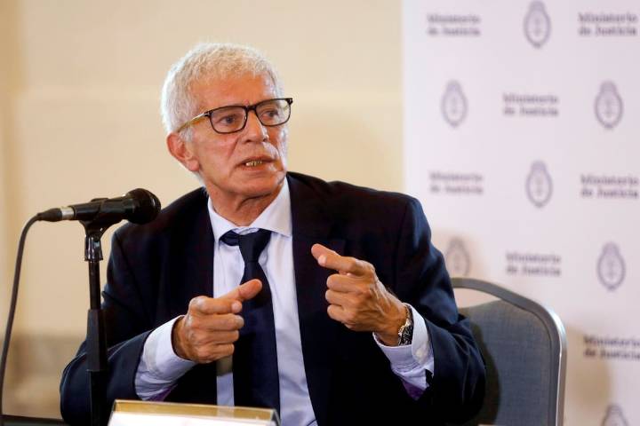 Las noticias, en 2 minutos. Cuneo Libarona dejará el gabinete después de las elecciones; Racing perdió 1 a 0 ante Flamengo