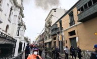 Incendio en Centro de Lima consume almacén cerca al Congreso de la República