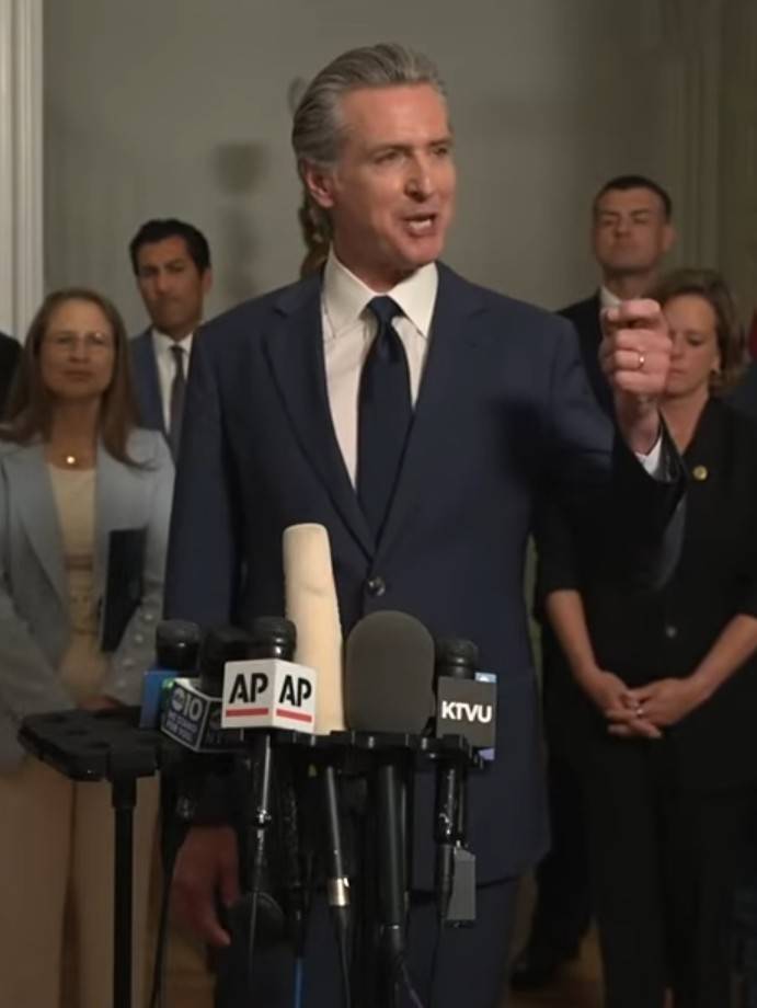 Newsom and Elected Officials Make Case to Black Press for Prop 50     