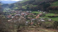 El pueblo más pequeño del País Vasco, a 1 hora de Bilbao: rodeado de naturaleza y palacios del siglo XVII