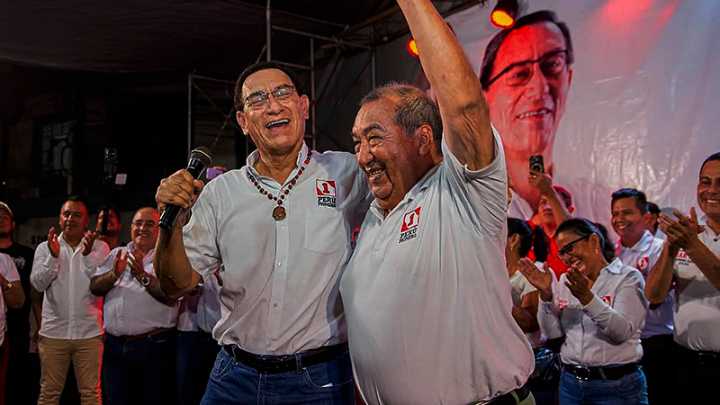 Perú Primero inscribe a Martín Vizcarra como precandidato a la primera vicepresidencia