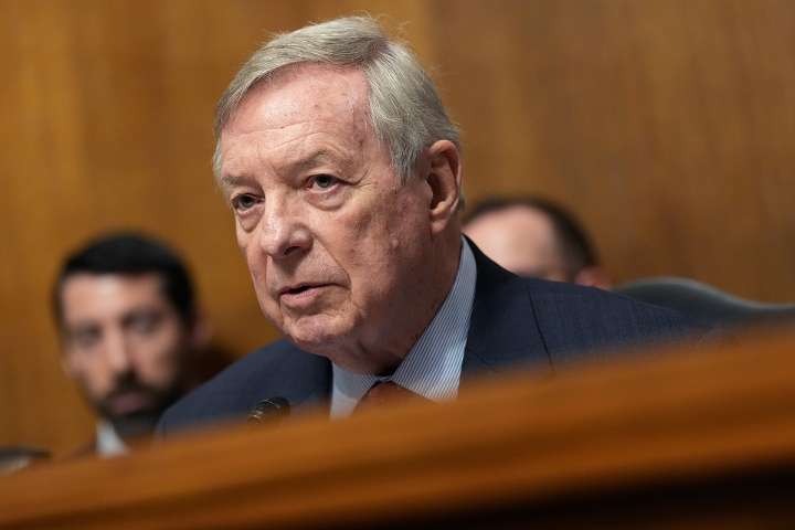 Pope Leo, Cupich react to Durbin declining award after backlash
