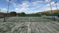 Perales de Tajuña inaugura su pista de tenis de césped artificial