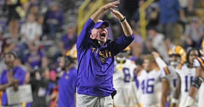 LSU coach Brian Kelly reportedly involved in heated meeting with athletic director prior to firing