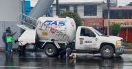 VIDEOS | Choca pipa de gas LP en Tláhuac y controlan fuga sin lesionados