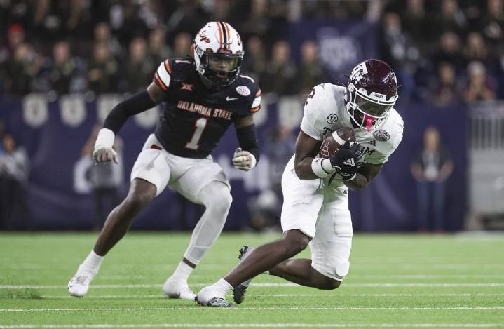 Aggies RB Rueben Owens Suffers Family Tragedy as Father Sends Emotional Message As Mike Elko’s Texas A&M Aggies face off against the LSU Tigers, running back Reuben Owens is recovering from a personal