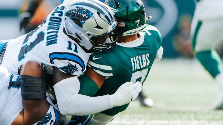 Dave Canales saw "resilience, focus, toughness" in his team on the road