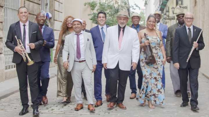 Pancho Amat más el tres suman uno solo