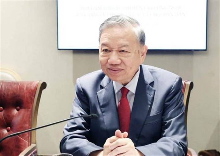 Subraya To Lam espíritu nacional y solidaridad del pueblo vietnamita