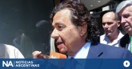 El gobernador de Salta hizo una protesta frente a la Rosada y lo recibieron Francos y Santiago Caputo