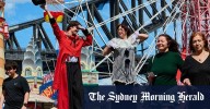 Luna Park celebrates 90th birthday with 90-year-olds riding the Ferris Wheel