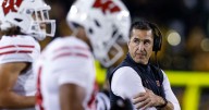 Hlas: Iowa football tries to add to the natives’ restlessness in Wisconsin
