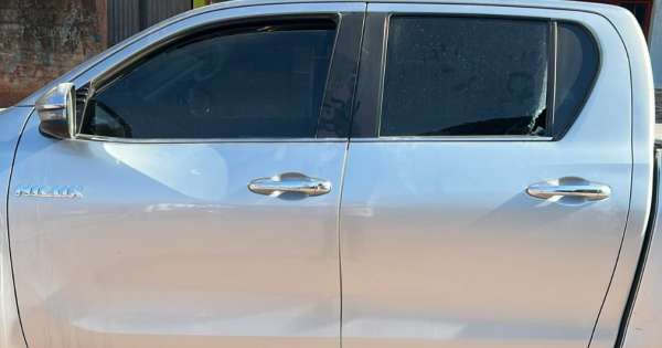 Urtubey denunció que balearon su camioneta en el interior de Salta