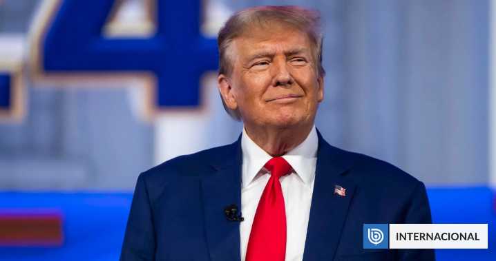 Trump dice que "le encantaría" optar a un tercer mandato, aunque respalda la fórmula Vance