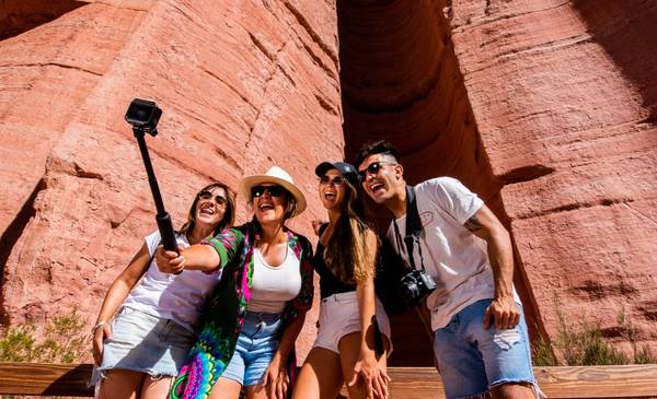 Previaje Riojano: turistas bonaerenses ya aprovechan el 50% de reintegro