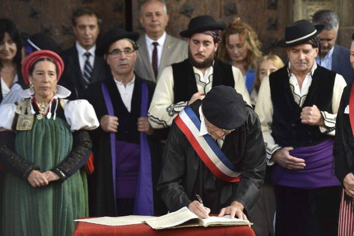 El tratado de paz más antiguo de Europa se firmó en Aragón: la historia del tributo de las Tres Vacas