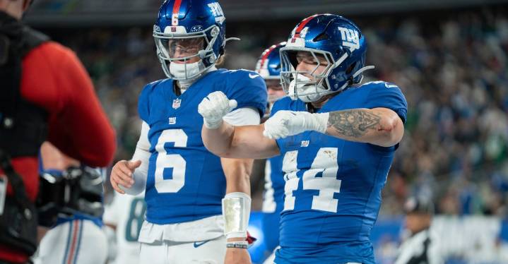 Final Score: Giants stun Eagles in statement win, 34