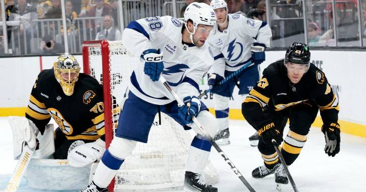 Bruins put up fight after slow start, but fall to Lightning for first loss of season